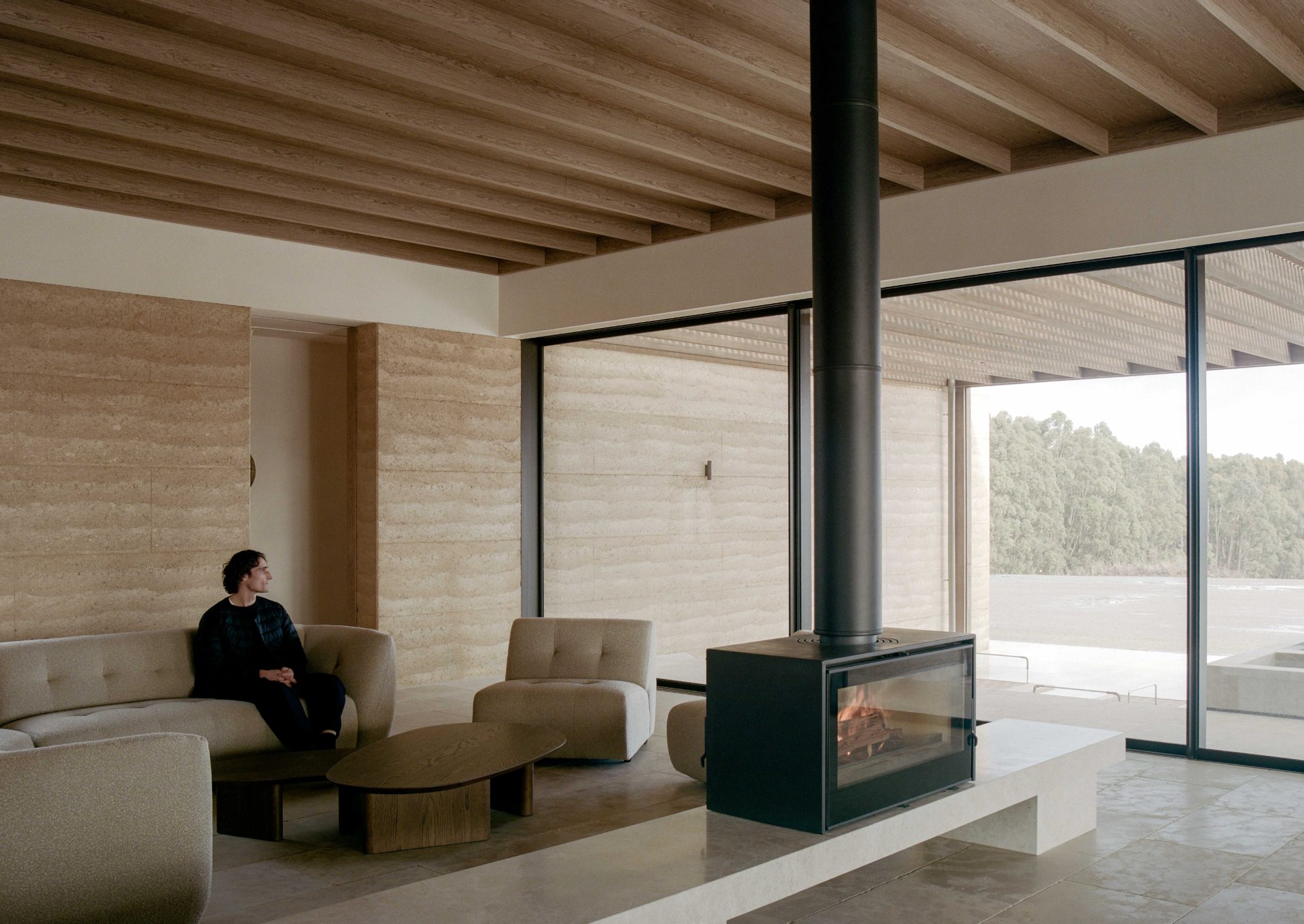 Living room to the paddocks